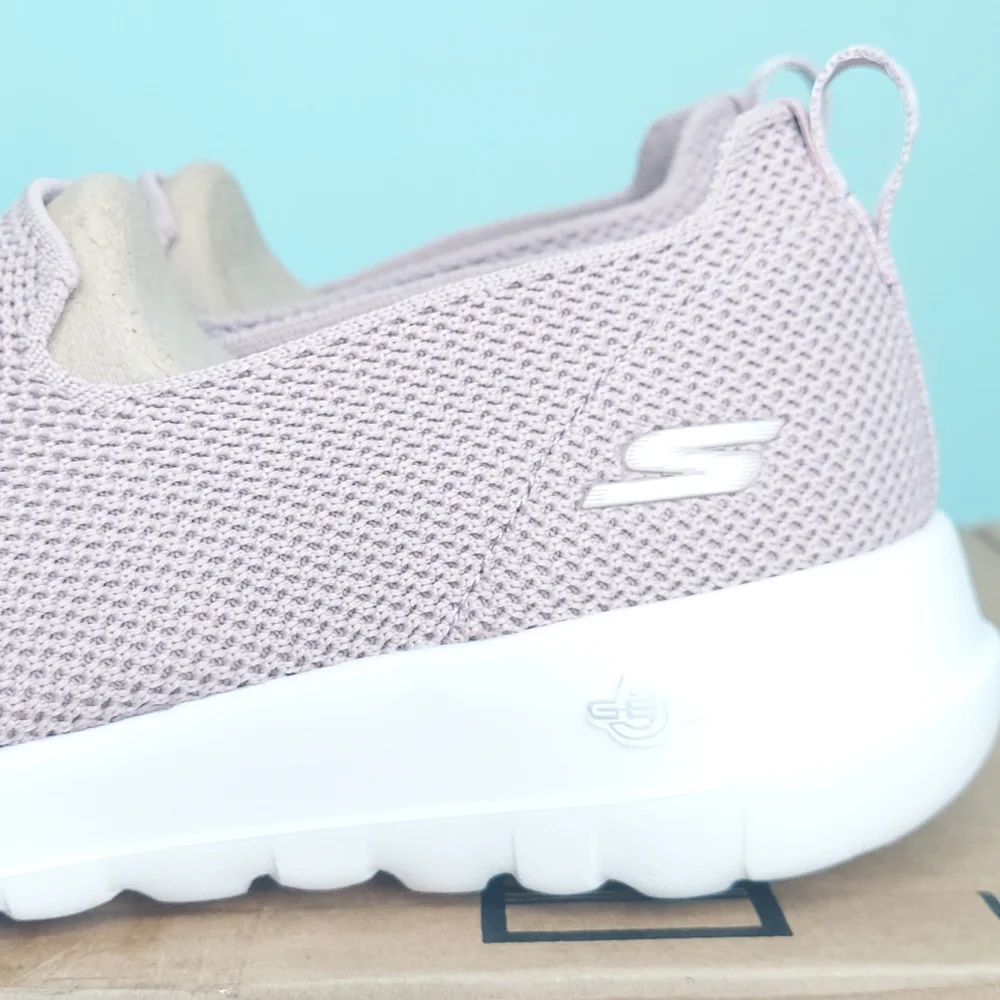 Skechers GO Walk Women's Slip-On Walking Shoe in Light Pink Size 6 NWT - Picture 3 of 10